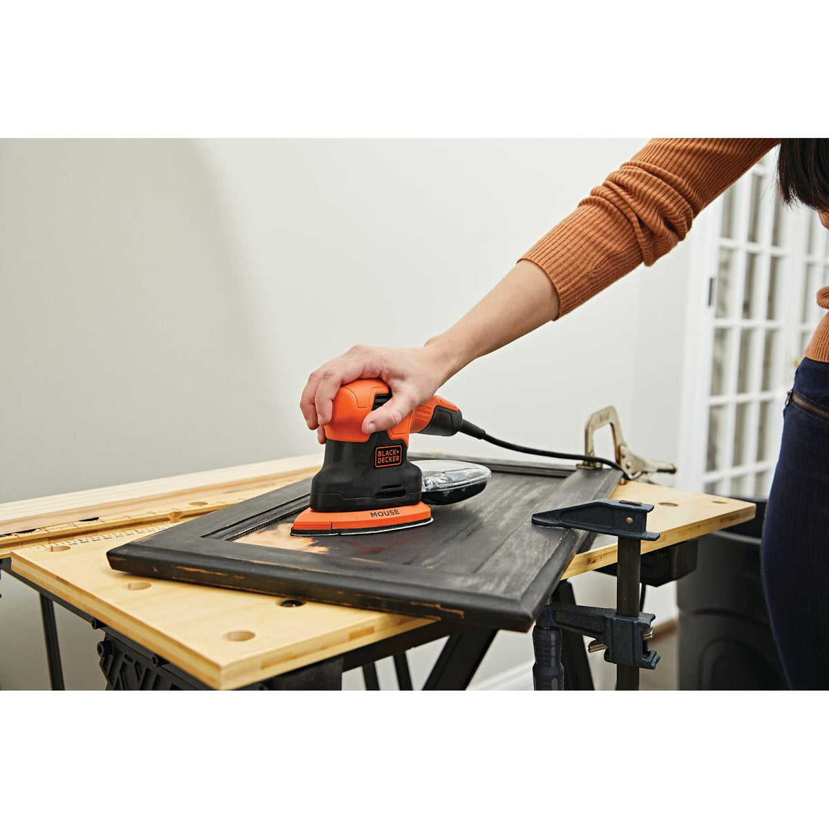 1.2 Amp Electric Detail Sander D867257