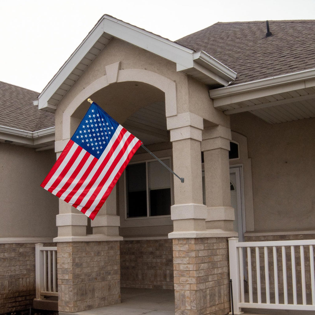 Rotating Flag Pole G309865